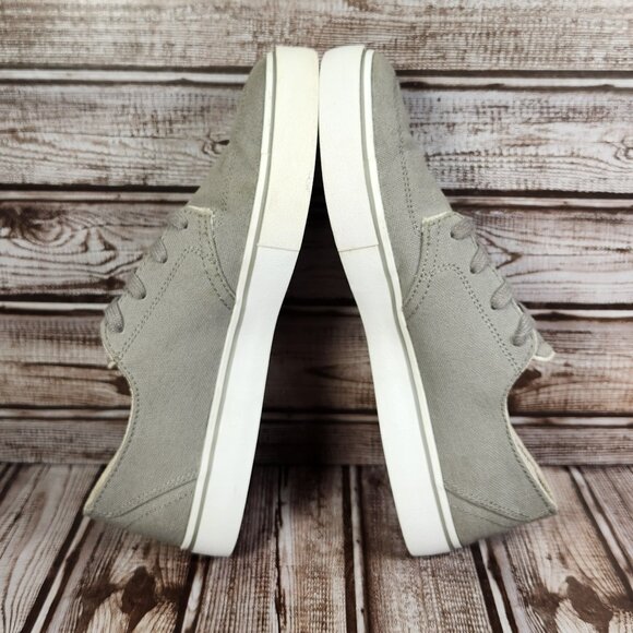NIKE Braata SB Men\'s 6 Gray Canvas Low Top Skate Sneakers Shoes 458697-004